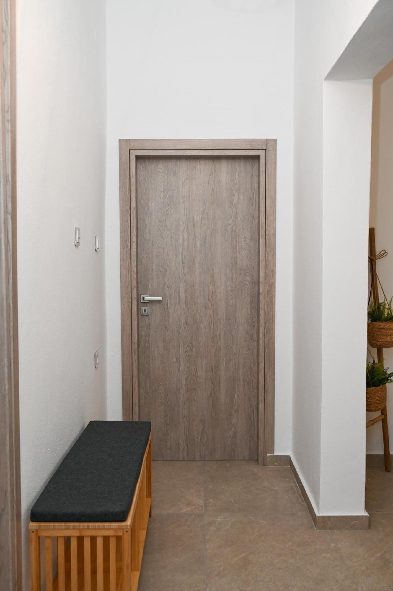 Holiday home Gemilos Nest Komia